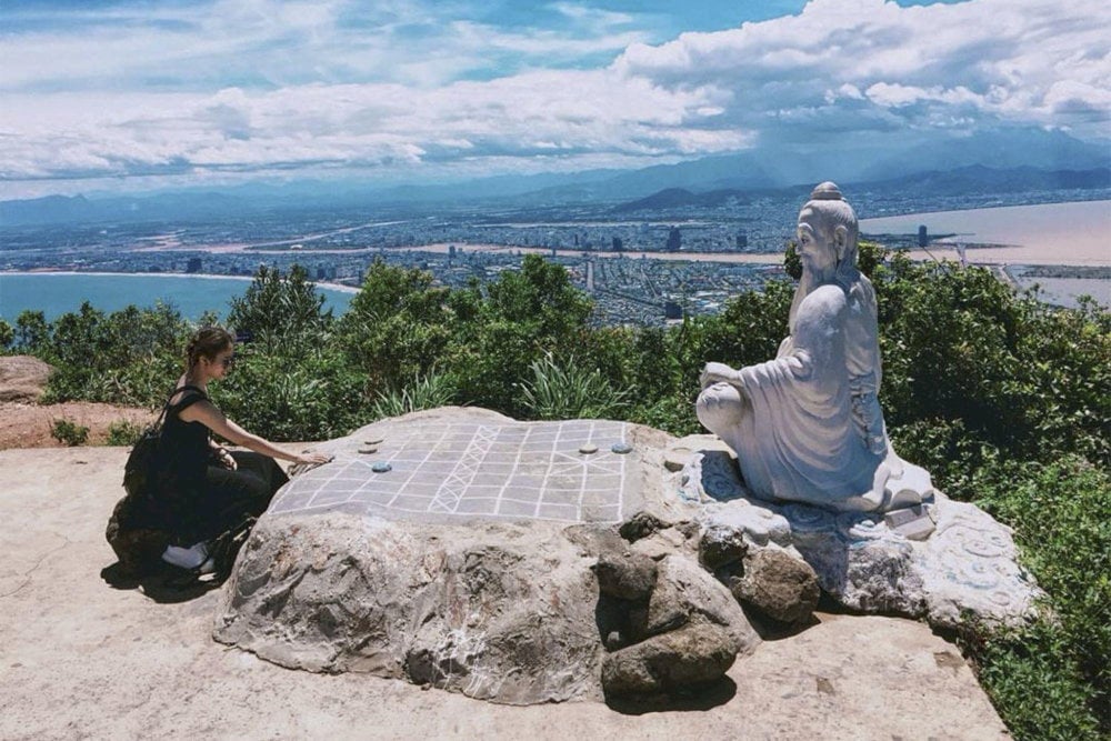 Ban Co Peak, featuring the fairy chess statue, is a popular destination with breathtaking views of Da Nang from the top